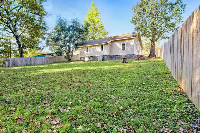 434 E Salisbury Street, Denton, NC 27239