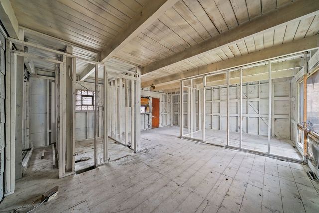 11615 S Lafayette Avenue, Chicago, IL 60628