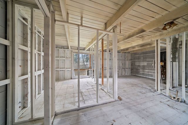 11615 S Lafayette Avenue, Chicago, IL 60628