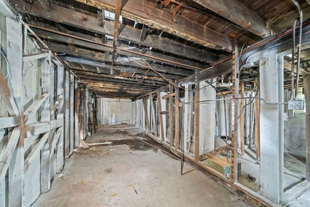 11615 S Lafayette Avenue, Chicago, IL 60628