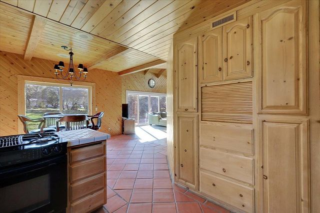 13980 Mountain House Rd, Nevada City, CA 95959