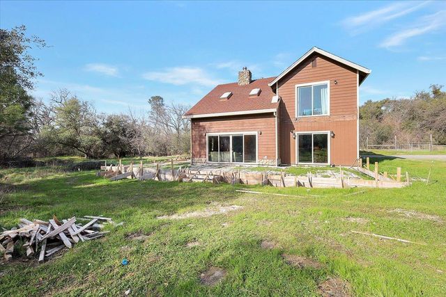 13980 Mountain House Rd, Nevada City, CA 95959