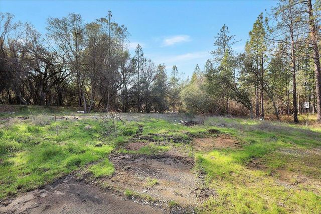 13980 Mountain House Rd, Nevada City, CA 95959