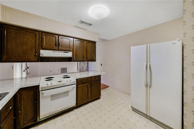 1548 FOXRIDGE RUN SW, Winter Haven, FL 33880