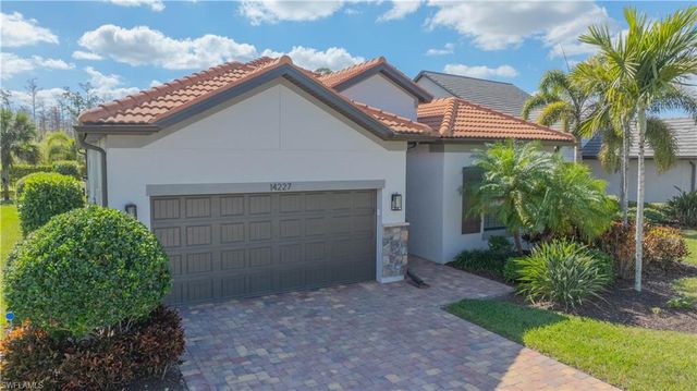 14227 Arrow Point CT, Estero, FL 33928