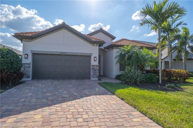 14227 Arrow Point CT, Estero, FL 33928