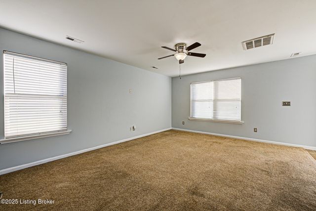 6106 Dewitt Dr, Louisville, KY 40258