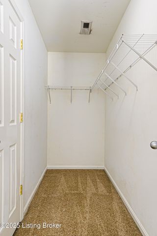 6106 Dewitt Dr, Louisville, KY 40258