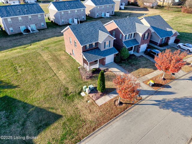 6106 Dewitt Dr, Louisville, KY 40258