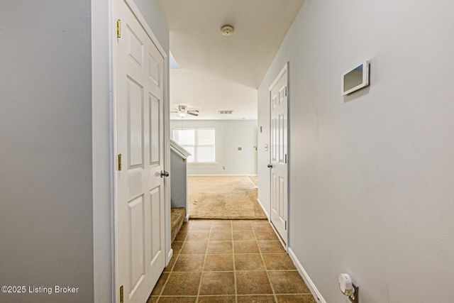 6106 Dewitt Dr, Louisville, KY 40258