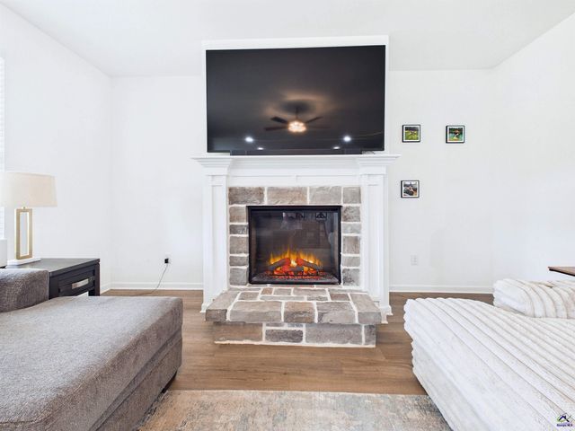 300 David's Place Drive, Warner Robins, GA 31088
