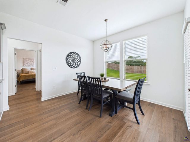 300 David's Place Drive, Warner Robins, GA 31088