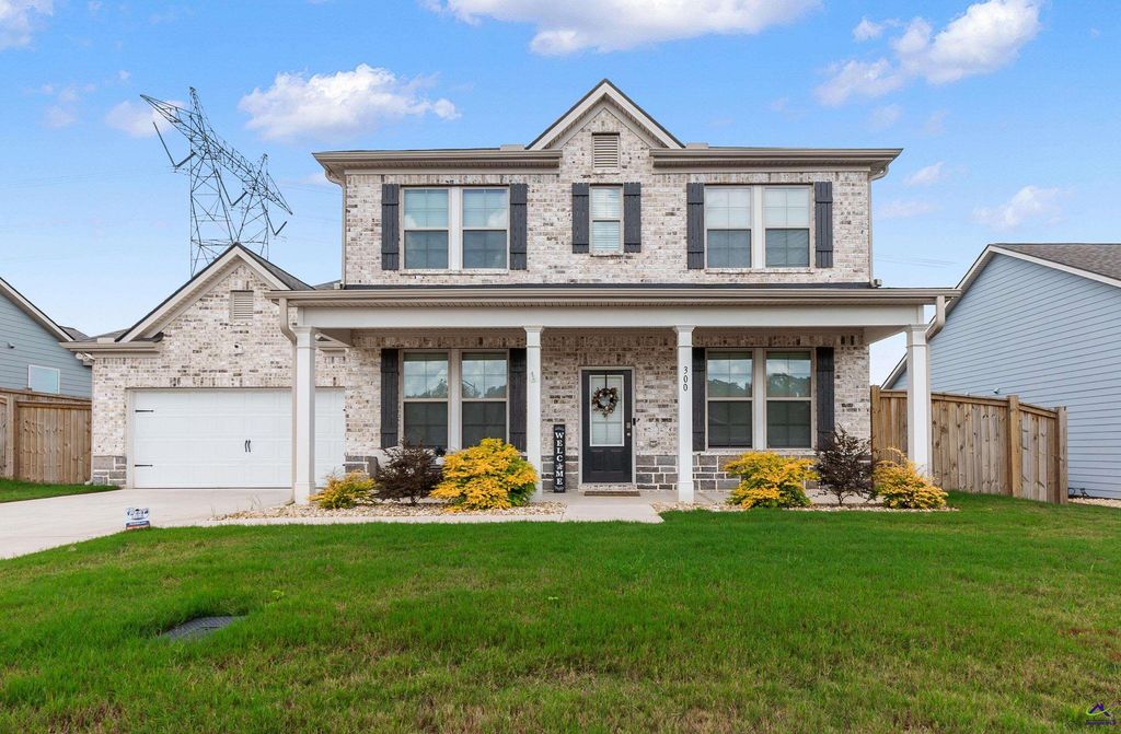 300 David's Place Drive, Warner Robins, GA 31088