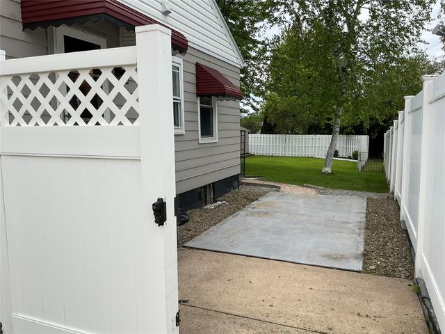 1148 W 40TH Street, Erie, PA 16509