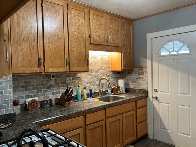 1148 W 40TH Street, Erie, PA 16509