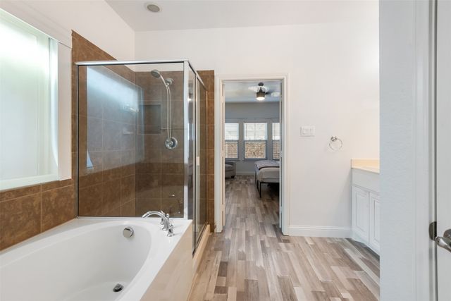 15725 Carlton Oaks Drive, Fort Worth, TX 76177