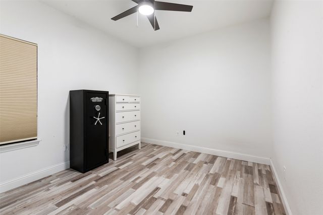 15725 Carlton Oaks Drive, Fort Worth, TX 76177