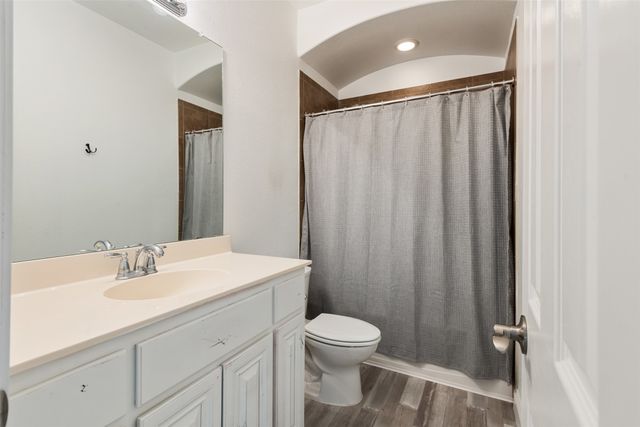 15725 Carlton Oaks Drive, Fort Worth, TX 76177