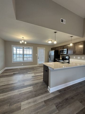 772 Lillian Grace Dr, Clarksville, TN 37043