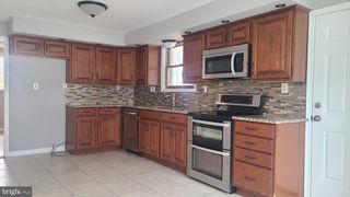 17 MIAMI RD, Norristown, PA 19403