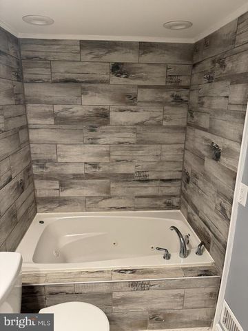 1200 CLEVELAND ST, Baltimore, MD 21230