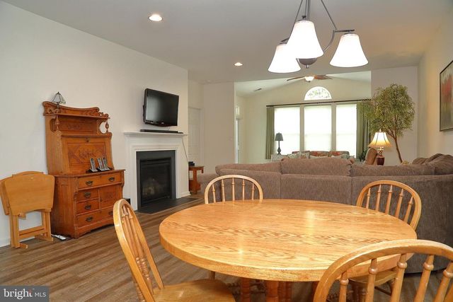 663 THOREAU DR, Mount Joy, PA 17552