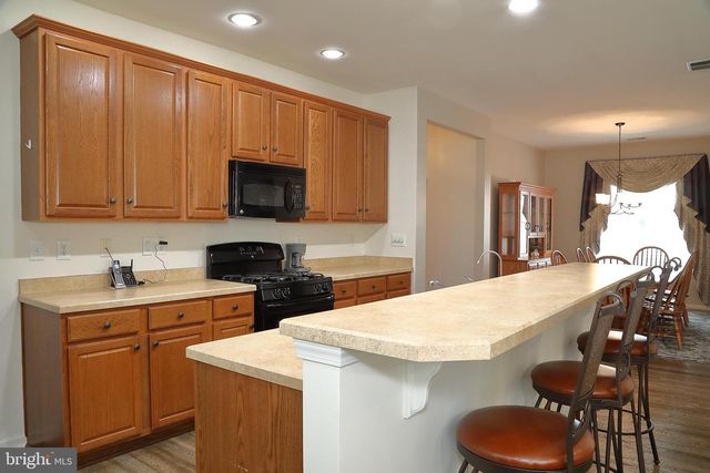 663 THOREAU DR, Mount Joy, PA 17552