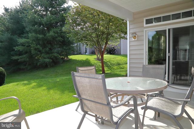 663 THOREAU DR, Mount Joy, PA 17552