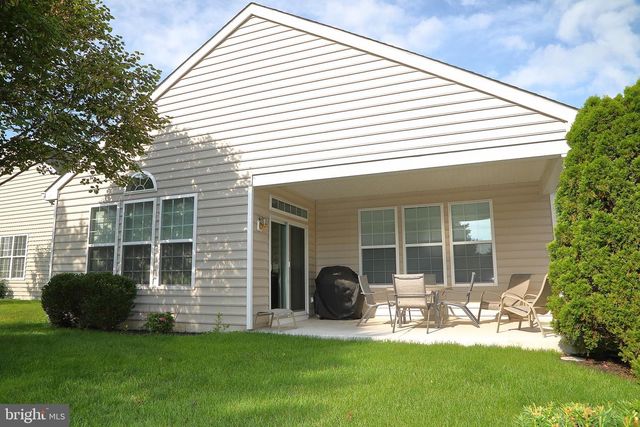 663 THOREAU DR, Mount Joy, PA 17552