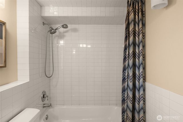 5930 Wilson Avenue S, Seattle, WA 98118