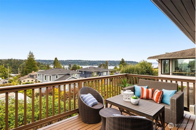 5930 Wilson Avenue S, Seattle, WA 98118