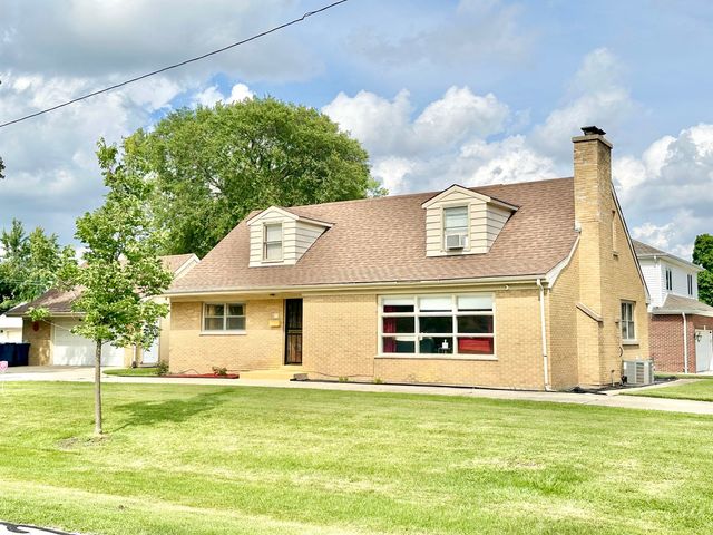 901 S Westgate Road, Des Plaines, IL 60016
