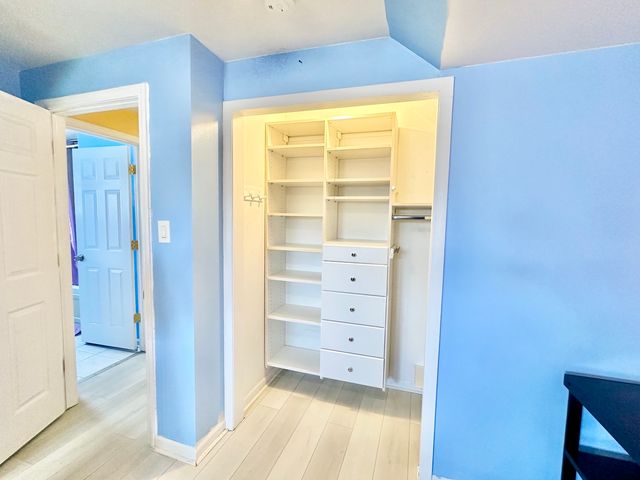 901 S Westgate Road, Des Plaines, IL 60016