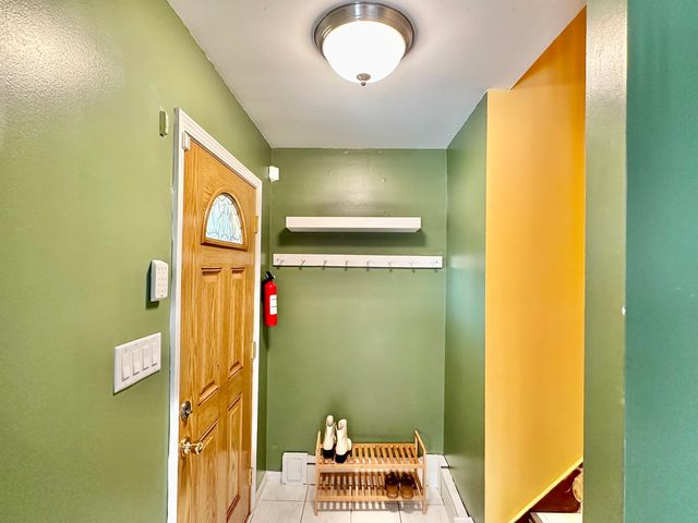901 S Westgate Road, Des Plaines, IL 60016