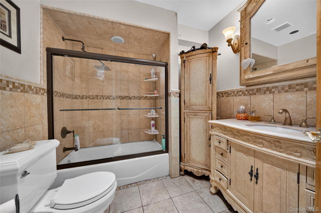 40-45 193rd Street, Flushing, NY 11358