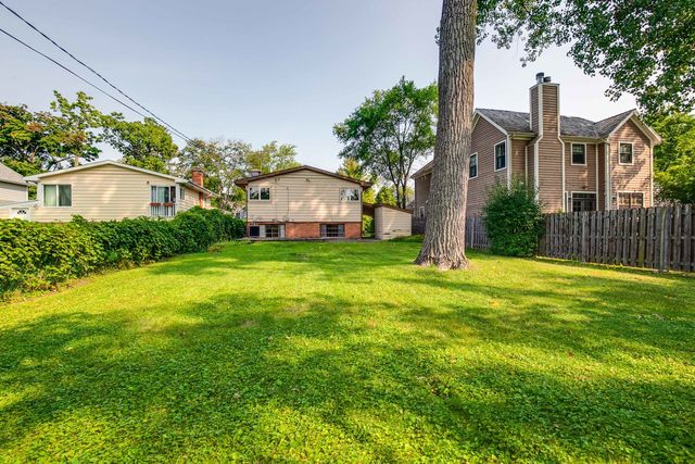 370 MADISON Avenue, Glencoe, IL 60022