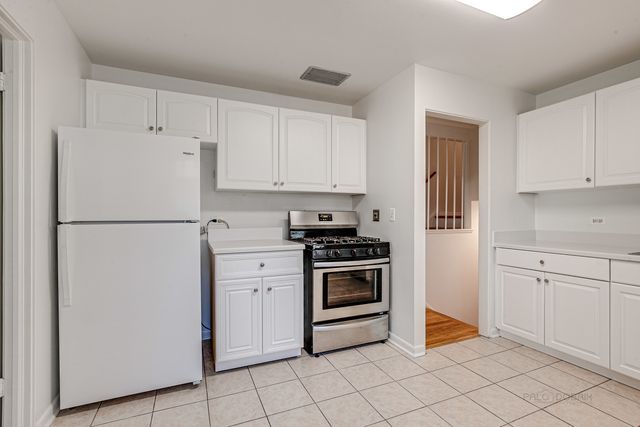 370 MADISON Avenue, Glencoe, IL 60022