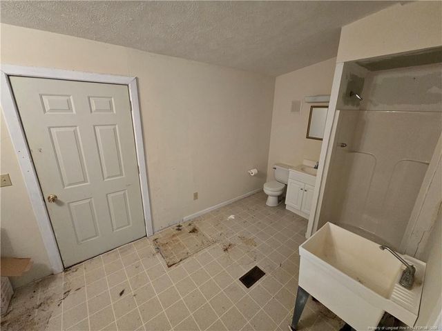 5076 Sanderosa Rd Road, Fayetteville, NC 28312