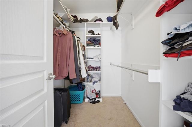 5325 Brinsley LN, Virginia Beach, VA 23455