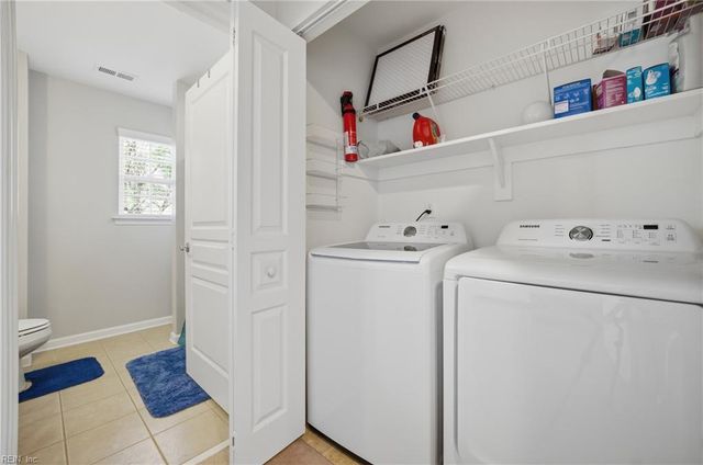 5325 Brinsley LN, Virginia Beach, VA 23455