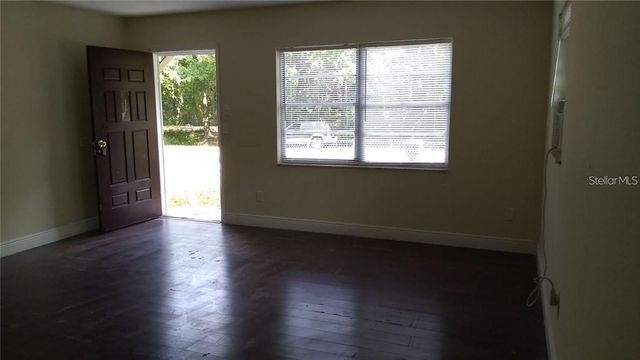 5036 COLLEGE, Orlando, FL 32811