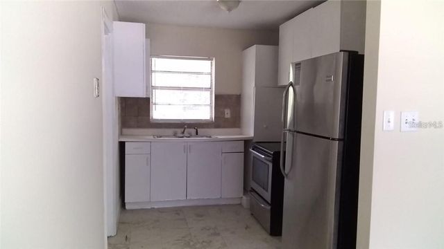 5036 COLLEGE, Orlando, FL 32811