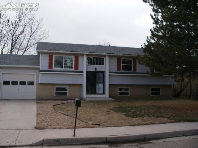 7349 Colonial Drive, Fountain, CO 80817