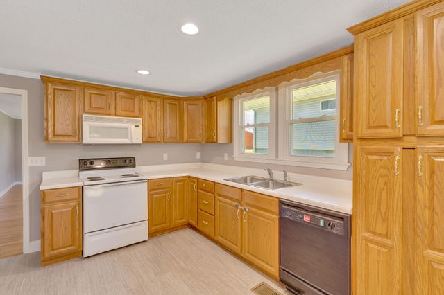 37 Myrtle Avenue, Chattanooga, TN 37419