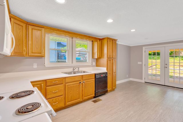 37 Myrtle Avenue, Chattanooga, TN 37419
