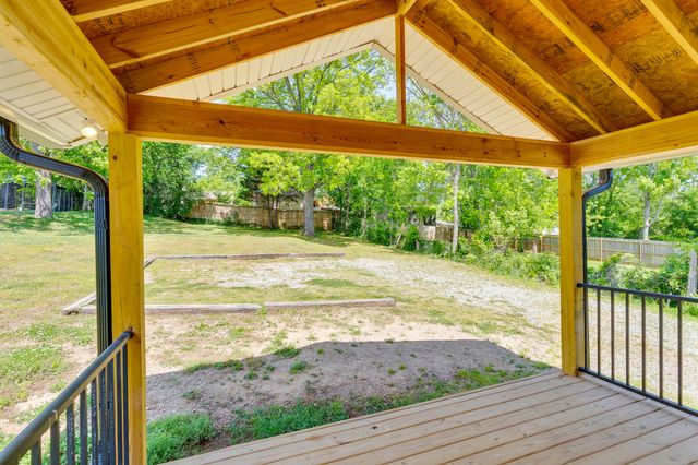 37 Myrtle Avenue, Chattanooga, TN 37419