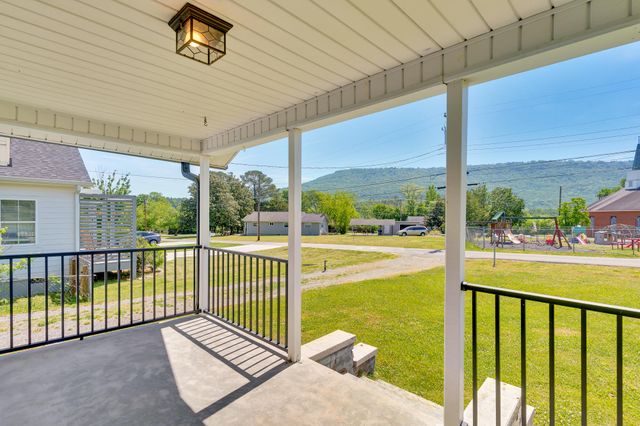 37 Myrtle Avenue, Chattanooga, TN 37419