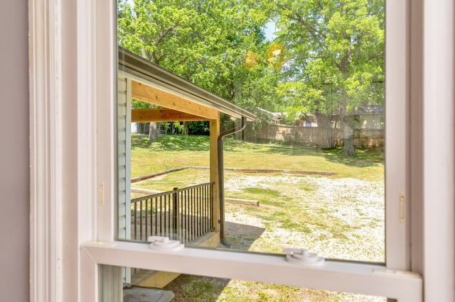 37 Myrtle Avenue, Chattanooga, TN 37419