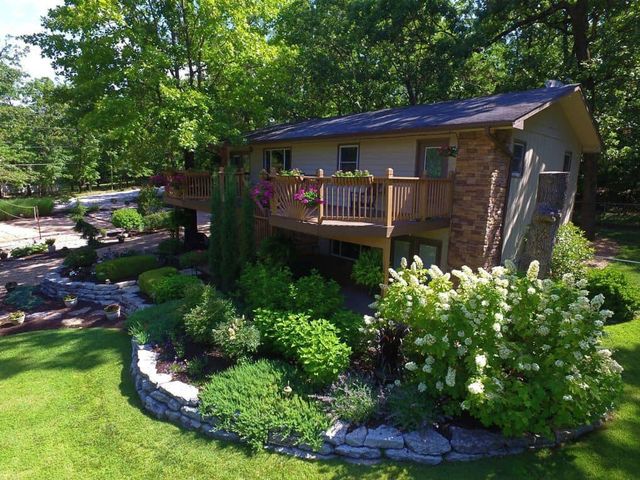 60 Montego Drive, Kimberling City, MO 65686