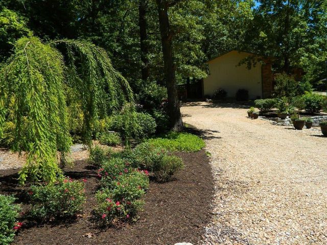 60 Montego Drive, Kimberling City, MO 65686